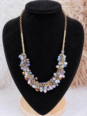 Vintage LOFT multi reflective beaded cha cha necklace